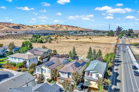 View/Area - 3143 Puffin Cir, Fairfield, CA 94533 photo 4 of 8