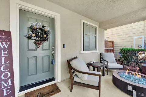 Exterior - 3143 Puffin Cir, Fairfield, CA 94533 photo 7 of 20