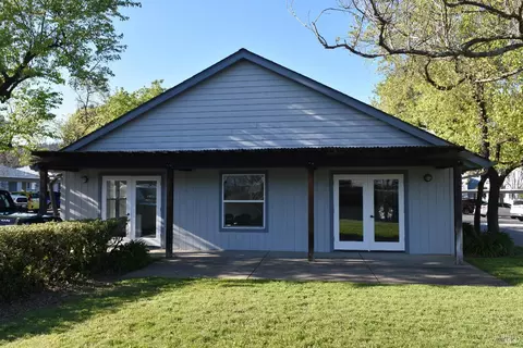 117 Elbridge Ave #E, Cloverdale, CA 95425 photo 2