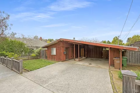 7 Pine St, San Rafael, CA 94901 photo 2