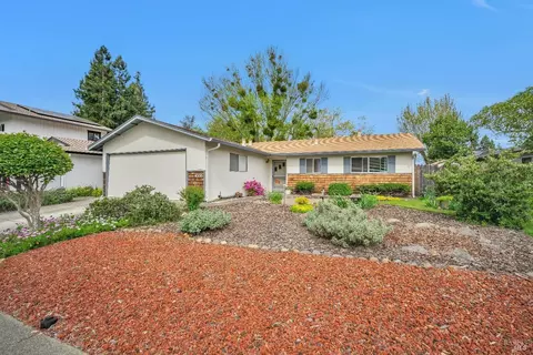 4335 Princeton Way, Santa Rosa, CA 95405