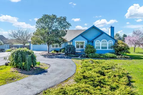 1633 Willowside Rd, Santa Rosa, CA 95401 photo 2