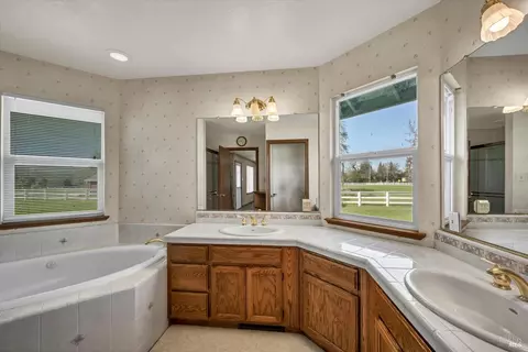 1633 Willowside Rd, Santa Rosa, CA 95401 photo 34