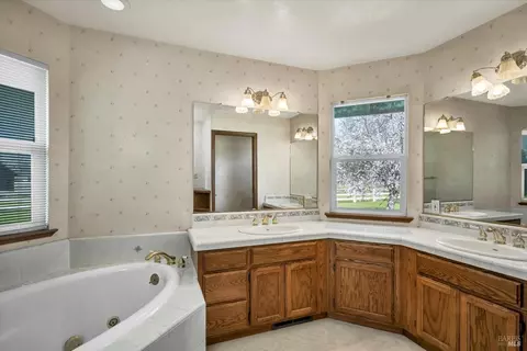 1633 Willowside Rd, Santa Rosa, CA 95401 photo 33