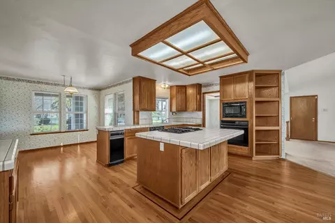 1633 Willowside Rd, Santa Rosa, CA 95401 photo 15