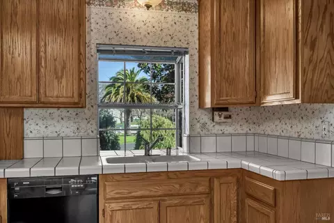 1633 Willowside Rd, Santa Rosa, CA 95401 photo 22