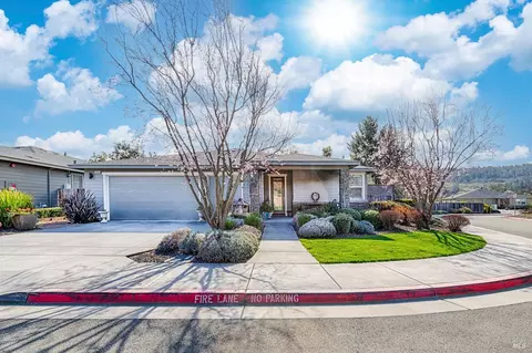 6343 Pine Valley Dr, Santa Rosa, CA 95409
