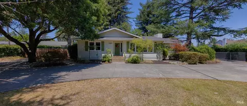 2140 W Lincoln Ave, Napa, CA 94558