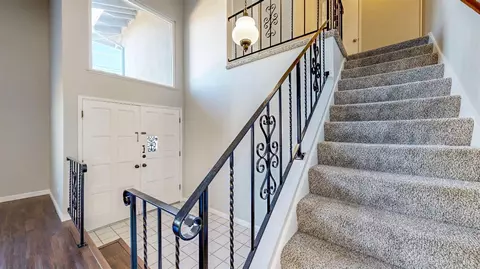 Entry Way - 524 Ely Blvd S, Petaluma, CA 94954 photo 2 of 2