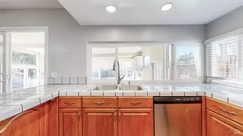 Kitchen - 524 Ely Blvd S, Petaluma, CA 94954 photo 3 of 3