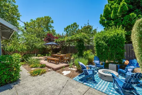 Exterior - 2 Wesley Ct, Napa, CA 94558 photo 15 of 23