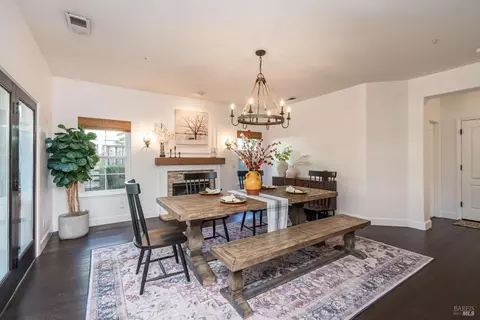 Dining - 2 Wesley Ct, Napa, CA 94558 photo 1 of 2