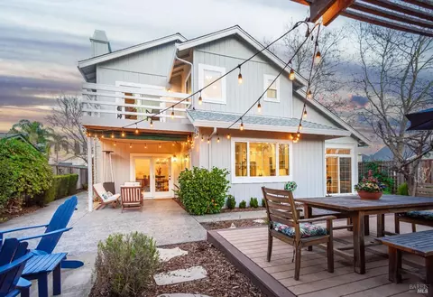 Exterior - 2 Wesley Ct, Napa, CA 94558 photo 10 of 23