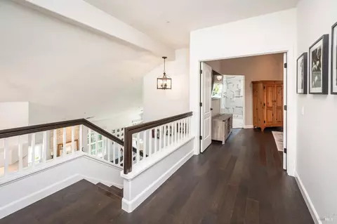 Entry Way - 2 Wesley Ct, Napa, CA 94558 photo 3 of 3