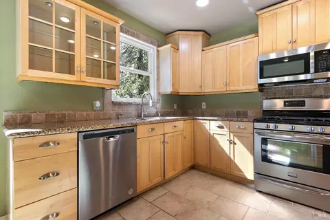 1821 Illinois St, Vallejo, CA 94590 photo 10