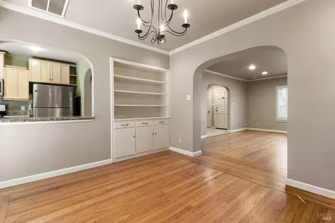 1821 Illinois St, Vallejo, CA 94590 photo 9