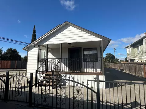 200 Arkansas St, Vallejo, CA 94590 photo 2
