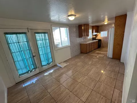 200 Arkansas St, Vallejo, CA 94590 photo 8