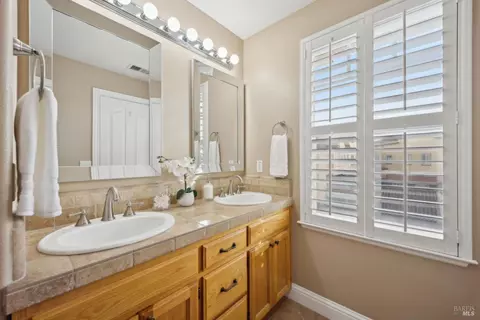 9135 Windsor Rd, Windsor, CA 95492 photo 28