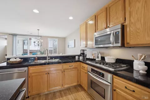 9135 Windsor Rd, Windsor, CA 95492 photo 15