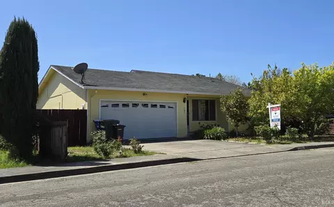 783 Park Glen Dr, Windsor, CA 95492
