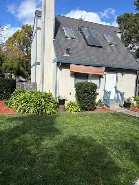 937 E Cotati Ave, Cotati, CA 94931