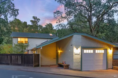 225 Cascade Dr, Fairfax, CA 94930