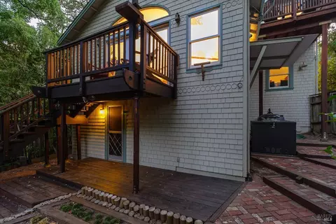 Exterior - 225 Cascade Dr, Fairfax, CA 94930 photo 21 of 35
