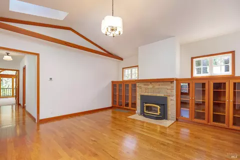 Living - 225 Cascade Dr, Fairfax, CA 94930 photo 11 of 11
