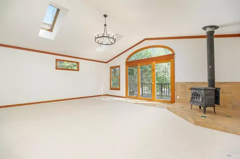 Living - 225 Cascade Dr, Fairfax, CA 94930 photo 2 of 11
