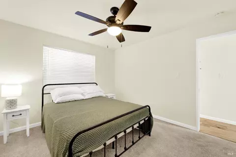 Bedroom - 910 Mason Ct, Dixon, CA 95620 photo 7 of 12