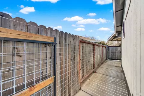 Exterior - 910 Mason Ct, Dixon, CA 95620 photo 22 of 25