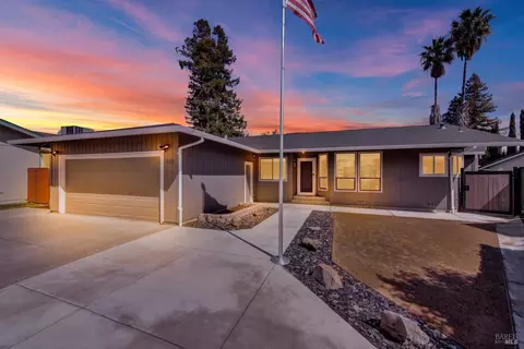 Exterior - 910 Mason Ct, Dixon, CA 95620 photo 24 of 25