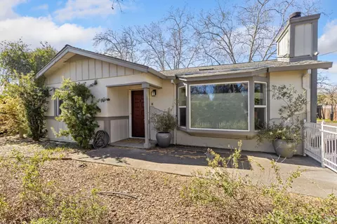 19004 Railroad Ave, Sonoma, CA 95476