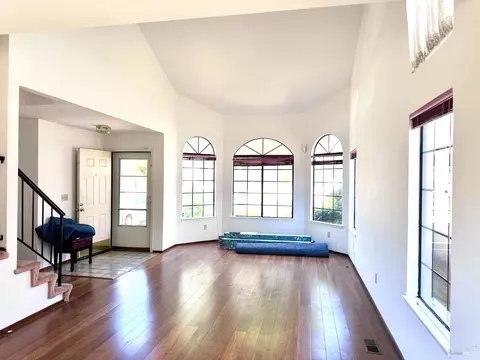 Living - 748 N Regatta Dr, Vallejo, CA 94591 photo 4 of 5