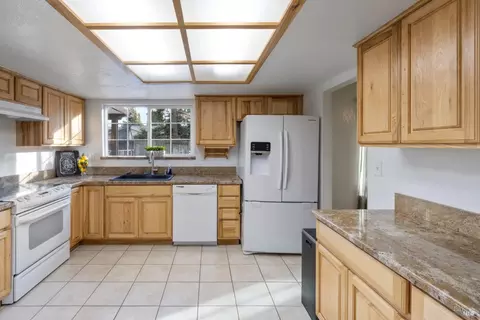 515 Calmace Dr, Dixon, CA 95620 photo 28