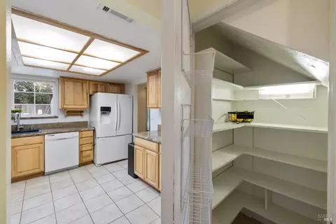 515 Calmace Dr, Dixon, CA 95620 photo 27