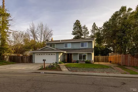 515 Calmace Dr, Dixon, CA 95620 photo 4
