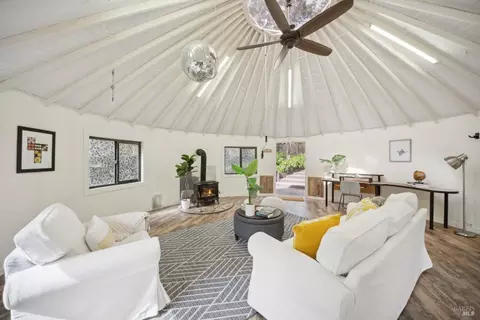 Living - 224 Arroyo Rd, Forest Knolls, CA 94933 photo 5 of 8