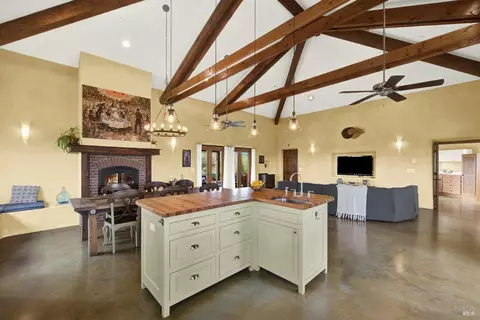 Kitchen - 8349 Olive School Ln, Winters, CA 95694 photo 11 of 12