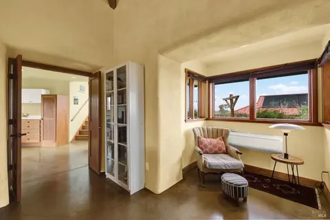 Entry Way - 8349 Olive School Ln, Winters, CA 95694 photo 2 of 5