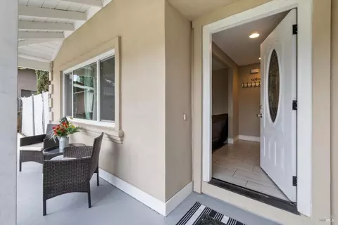 442 Violet Ct, Fairfield, CA 94533 photo 8