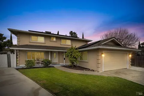 442 Violet Ct, Fairfield, CA 94533