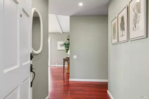 485 E Macarthur St, Sonoma, CA 95476 photo 8
