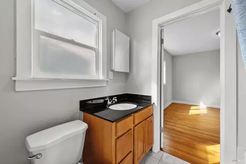 208 Delaware St, Vallejo, CA 94590 photo 21