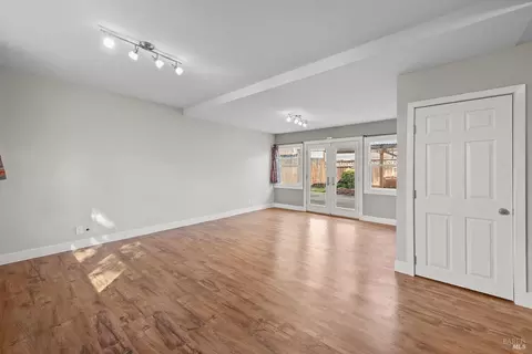 208 Delaware St, Vallejo, CA 94590 photo 15