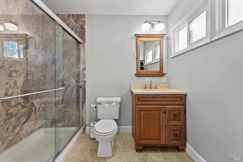 208 Delaware St, Vallejo, CA 94590 photo 30