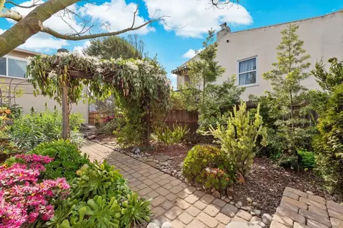 208 Delaware St, Vallejo, CA 94590 photo 37
