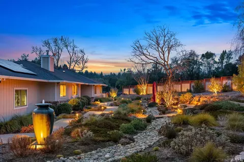 Exterior - 4630 Maddocks Rd, Sebastopol, CA 95472 photo 6 of 14