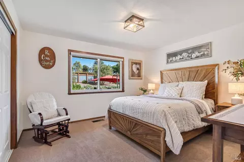 Bedroom - 4630 Maddocks Rd, Sebastopol, CA 95472 photo 1 of 2